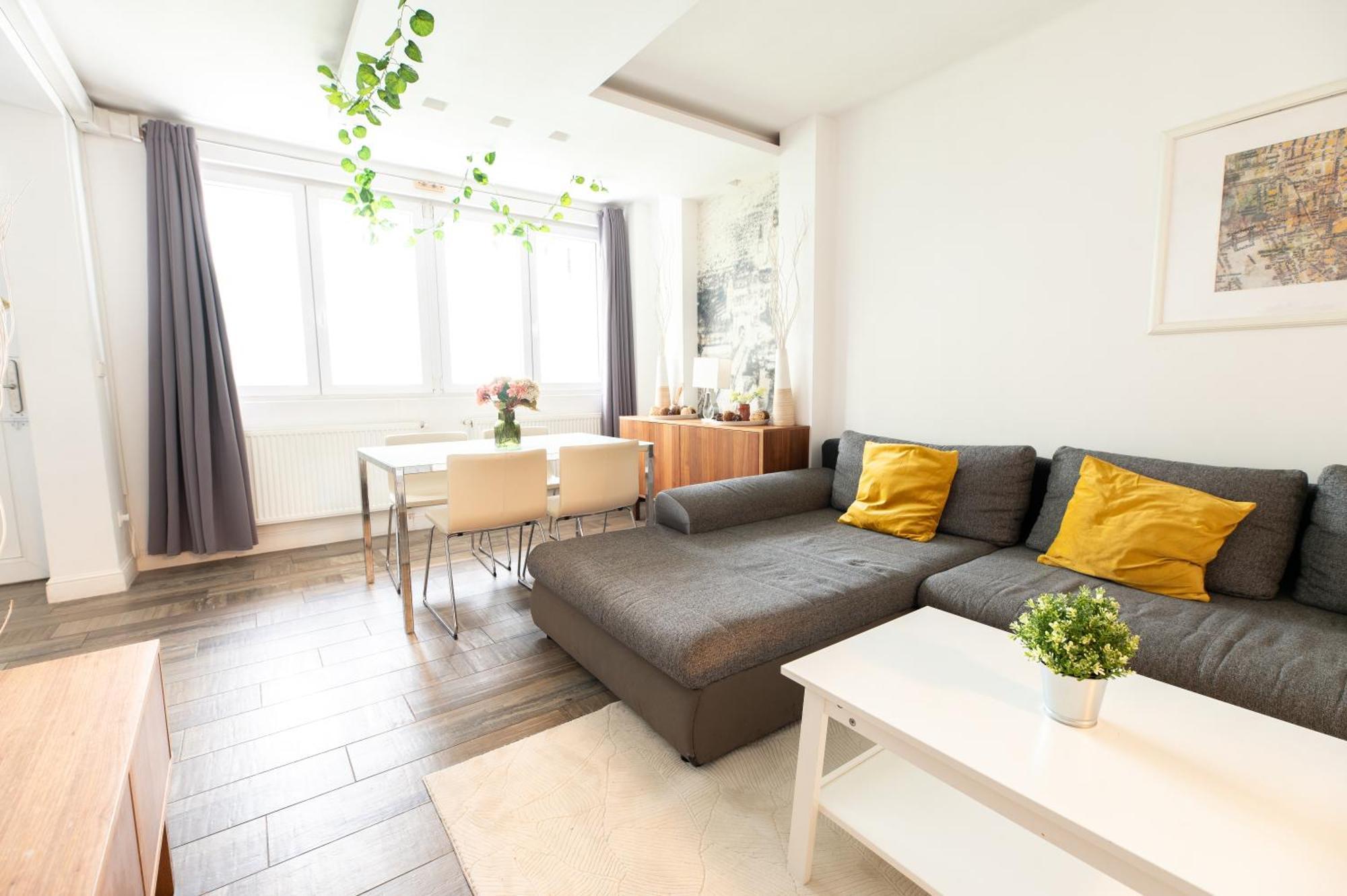 Superb Location & Chic Suite W' 2Bedroom Budapest Exteriör bild